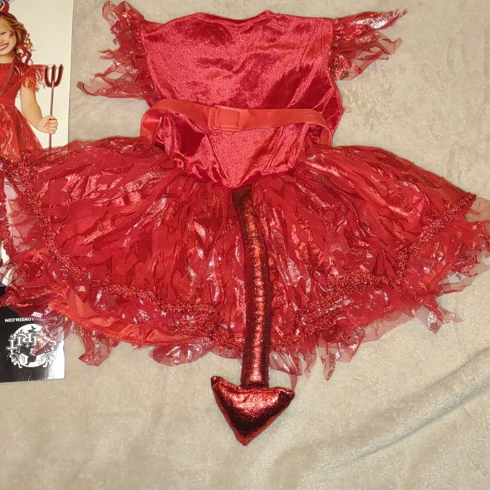 SPIRIT 💀HALLOWEEN Devil Cutie new costume size 2T